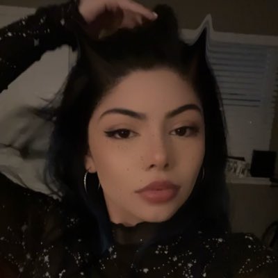 🖤🗡 #NewProfilePic https://t.co/WRu6SRXDQt<a href="/tag/newprofilepic"class="tags">#NewProfilePic</a>