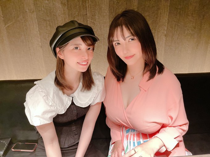 おはよう世界?
いつしかの写真✨
あいちんが黒で私がピンクってレア?
2人きりも悪くないたのしっ♥️ https://t.co/gVclh4QvNd