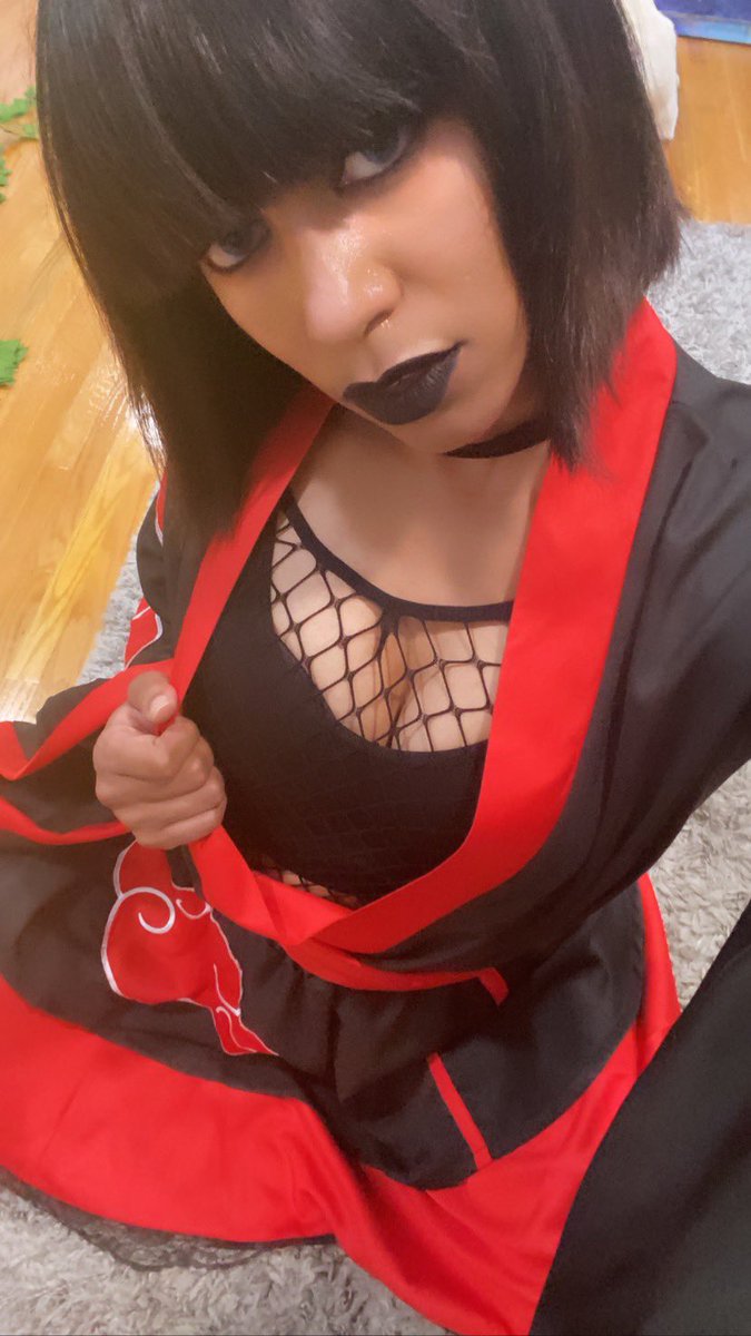 Mistress12am's tweet photo. Posting something special for onlyfans tomorrow 😏😘

#gothgirl #gothic #anime #naruto #akatsuki #kimono #cosplay #cosplayer #findom #domme https://t.co/OC0H0YRaeC