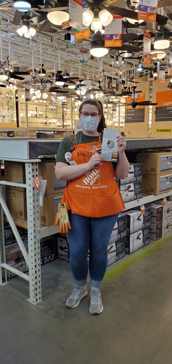 Brianna with her second Plantnuim!! Way to go! Thank you for all you do ALL over the store! @Brianna_HD @HomeDepotEast @Linville2003 @a_cobb020 @whisperinginspi @hannahrhuebner @jody_delicato @RobD250 @john_l_gossett