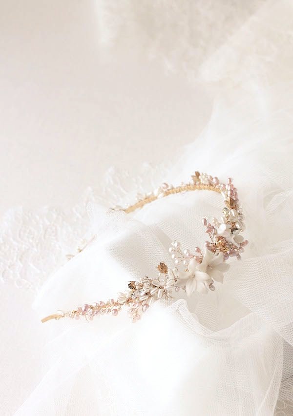 poeticthingss's tweet photo. the wedding day

#aesthetics https://t.co/KS9IwmO8RL