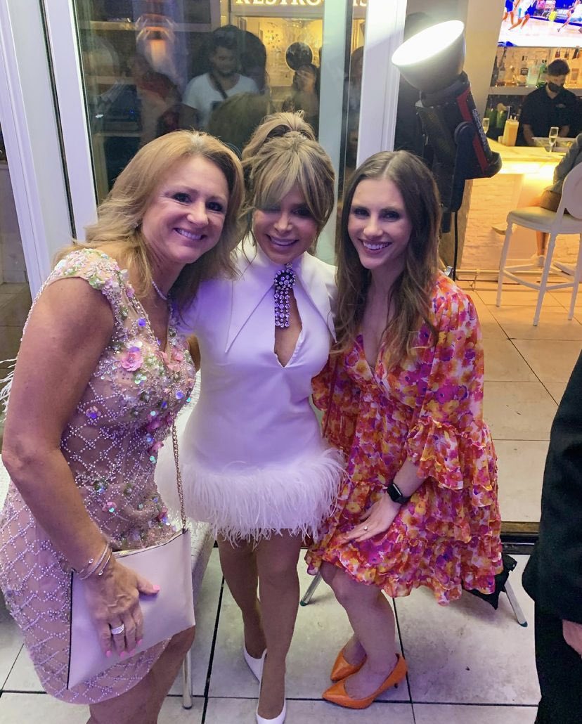 PF_Net's tweet image. • @PaulaAbdul shooting promos &amp;amp; infomercials w/ friend Martino Cartier for HSN over the weekend 📺