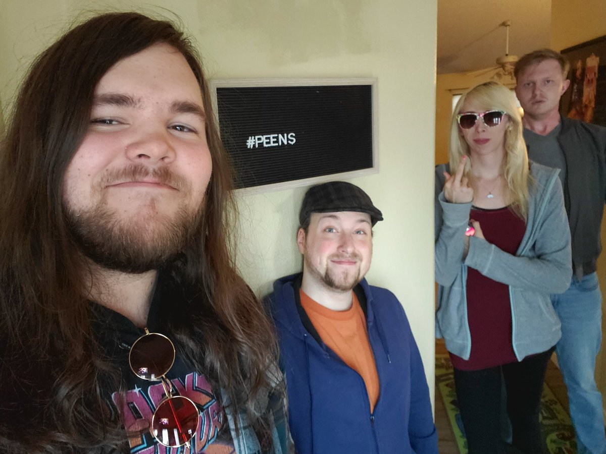 ZACHxFULLER's tweet image. #PEENS