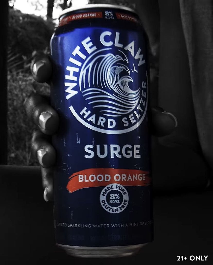 EnsoAnima's tweet photo. Don’t tip off the FDA but I’m p sure #whiteclaw is just remaking #fourloko https://t.co/dh6WtvA9hH