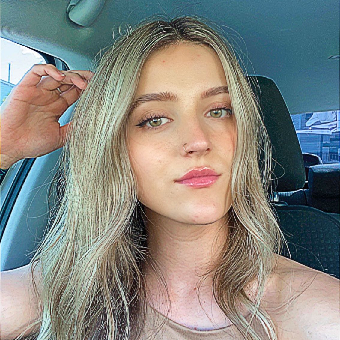 Genevieve (@gennnapeterson) on Twitter photo 