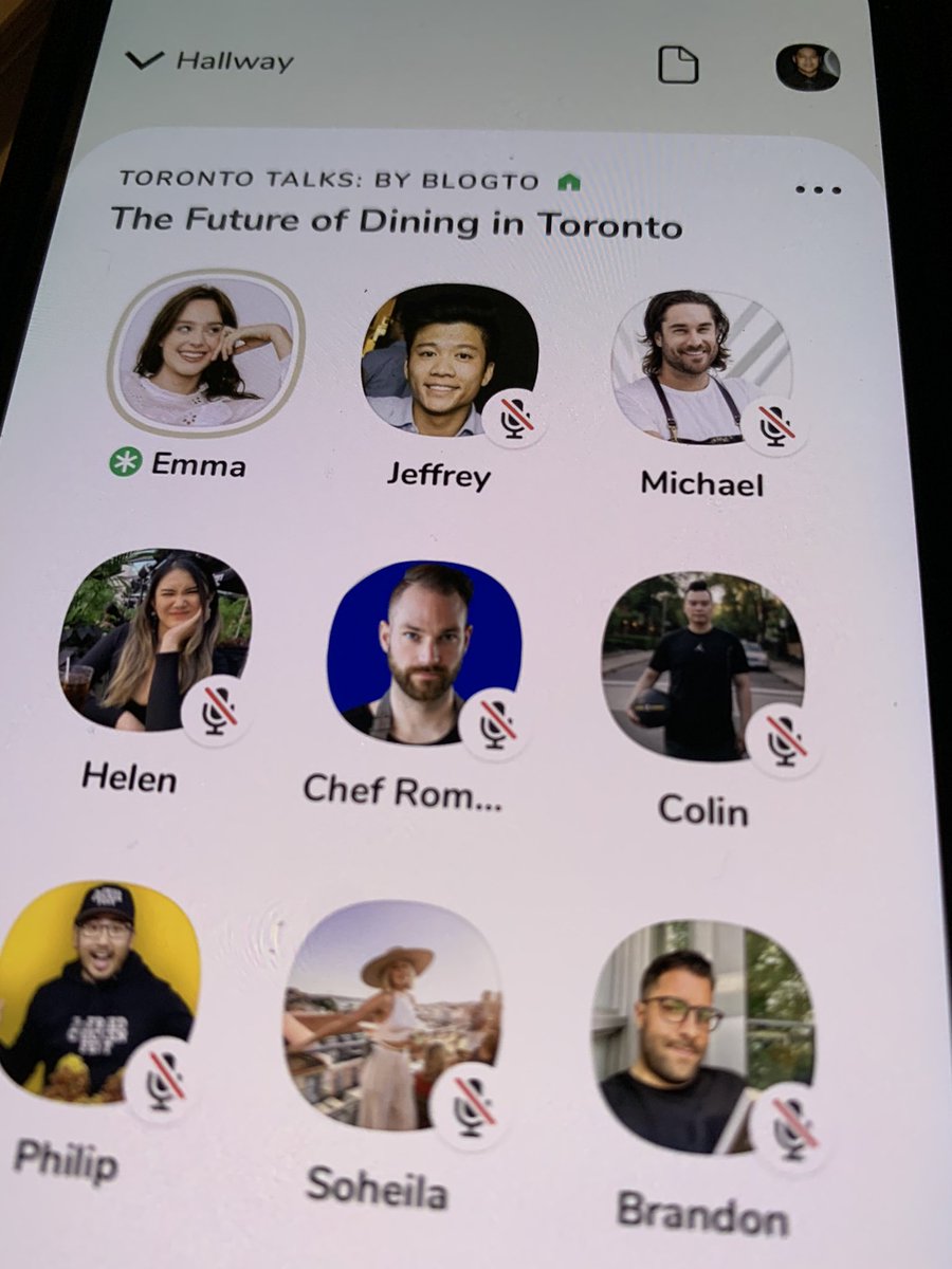 First <a href="/blogTO/">blogTO</a> room on dining in Toronto on <a href="/Clubhouse/">Clubhouse</a> Nice to see <a href="/HongShingTO/">Hong Shing</a> <a href="/TheHunterChef/">Chef Michael Hunter</a> <a href="/IsThatSoh_/">Soheila</a> &amp; some familiar faces. #TorontoDining #BlogTO