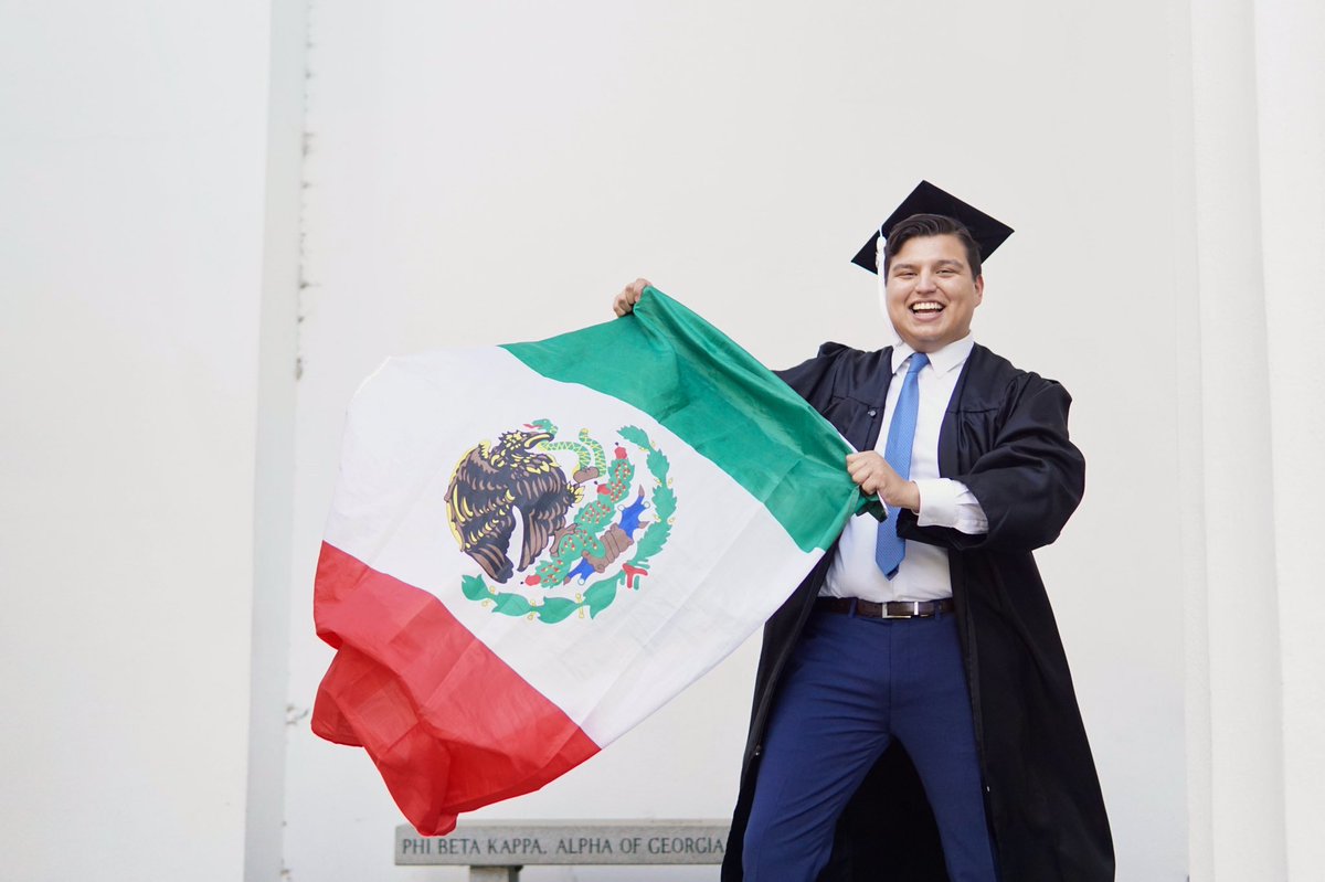 CayetanoNikko's tweet photo. I also want to add I'm so grateful to be apart of, what I hope, is a growing number of Latinx alumni from @universityofga. 

Very thankful to the professors and faculty of @UGA_INTL for helping me professionally and academically each step of the way. https://t.co/27ob5dYeLy