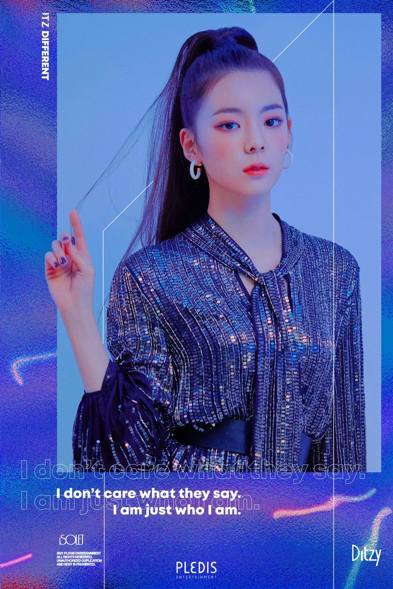 DITZYOFF's tweet photo. 𝗗𝗜𝗧𝗭𝗬
THE 1ST SINGLE
<𝕀𝕋'𝕫 𝔻𝕚𝕗𝕗𝕖𝕣𝕖𝕟𝕥>
TEASER IMAGE #ISOLET
#DITZY #있지
#ITzDifferent https://t.co/POH30fx8EN