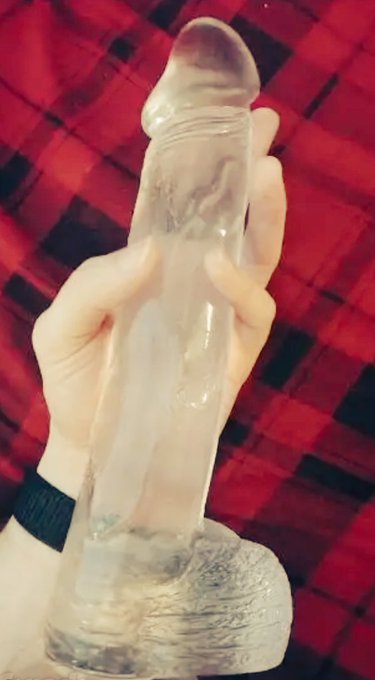 This big boy feels amazing. Maybe I'll get video of me using it some time. https://t.co/4NrSK9QLO2