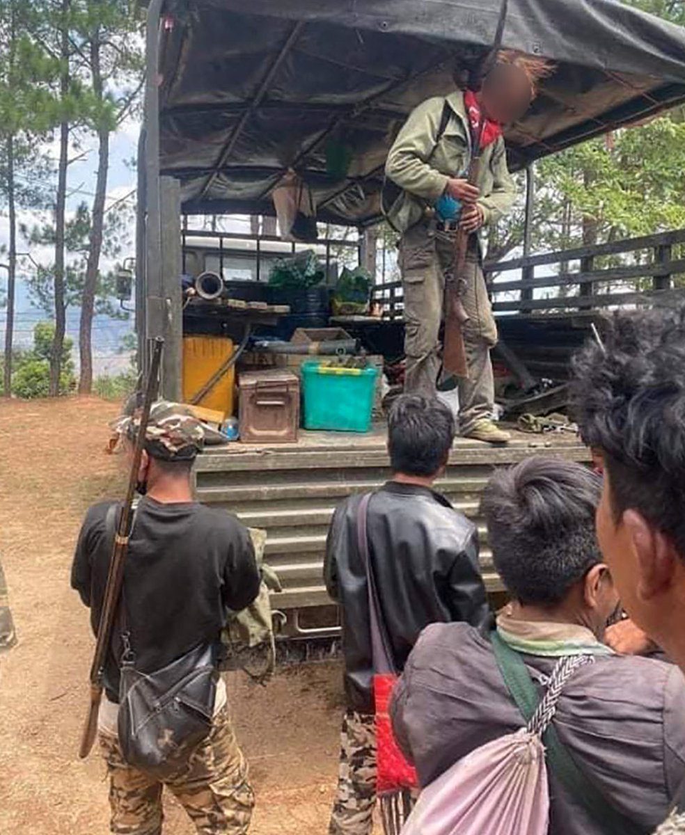 島岡みぐさ ミンダッの状況の深刻度が伝わる詳細な情報 Cdfへのインタビュー 国軍対反乱軍 武装組織 との 衝突 などではないということがはっきりとわかる なぜ住民は武器を取ったのか 今住民たちは 必要とされる支援は 日本語訳があるので