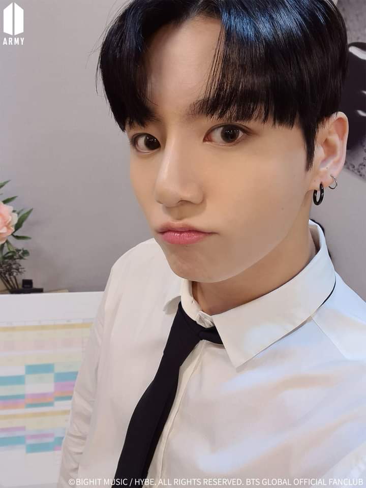 Carolin41131624's tweet photo. Ultimo voto de hoy.
Solo la hermosura de Jungkook💙
I'm voting for @BTS_twt for #BBMAsTopSocial https://t.co/EmhUD7CqLQ