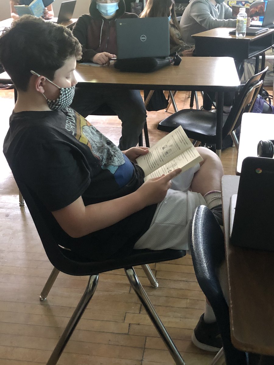 LisaClarkFMS's tweet photo. Making the most of our day before dismissal! #Fultonproud #FMSteach @BethHouf https://t.co/gnZzm2zJLM