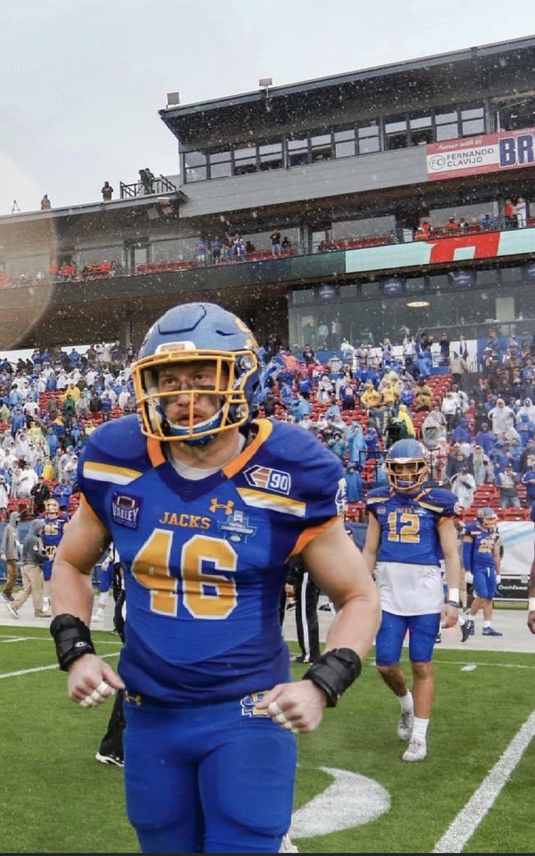 We don’t meet people by accident, they are meant to cross our path for a reason.Sometimes the “forever” is not the person but rather what we gain from them. From walk on to team Captain ,you have impacted me and I thank you.Hard work and toughness is everything.1 more set-H.O.P