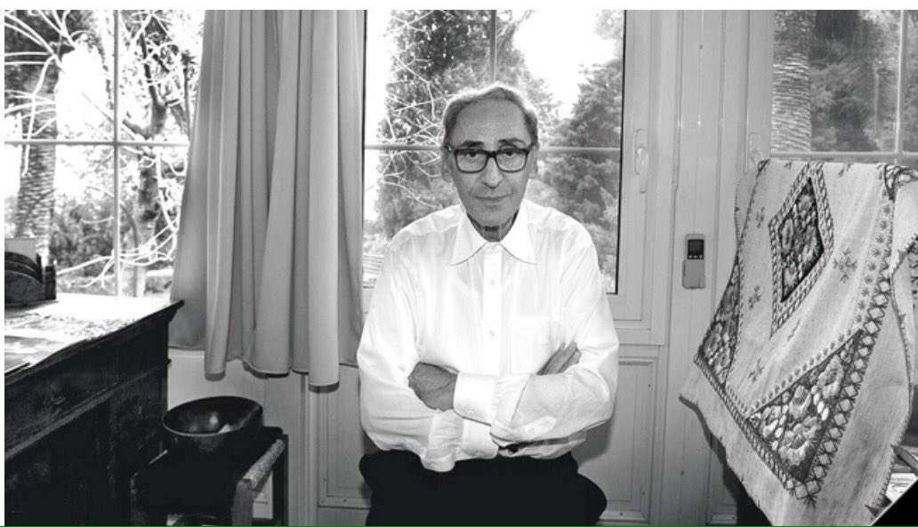 Caliti juncu 'ca passa la china, caliti 
Juncu, da sira 'a matina, caliti juncu....ca passa la china.
Addio Franco 💔