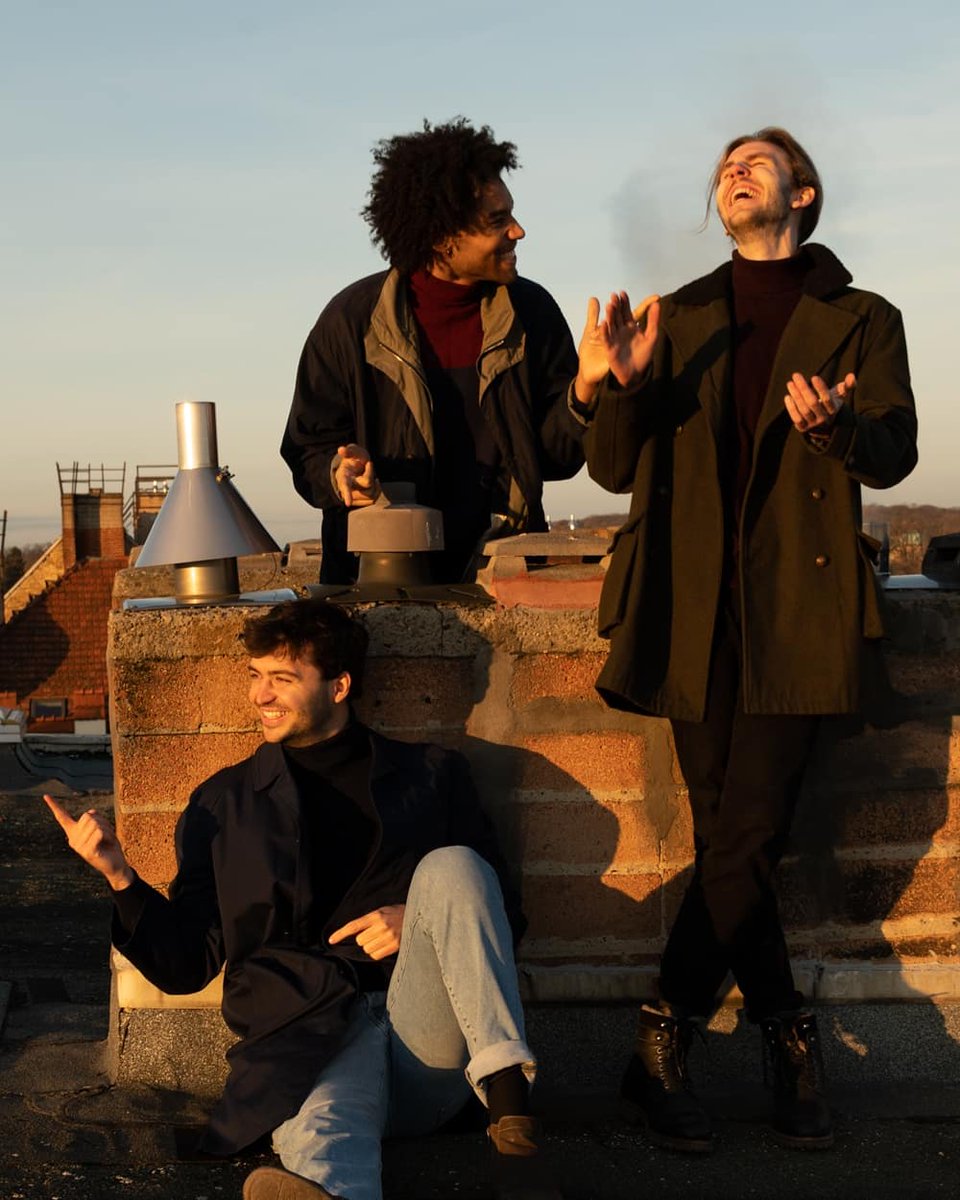 Always laughing and excited for what's to come... and something is coming.
📸 rebekka.eversmann 
#weareprismala #prismala