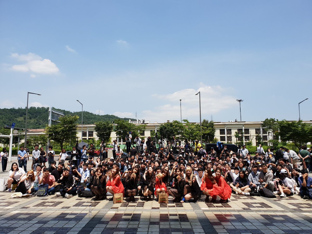 soeundorphin's tweet photo. 오늘은 유니유니 유니티 3주년,,, 🥳
우유들 우랑해 🥛🥛🥛🥛🥛🥛🥛🥛🥛🥛 https://t.co/aWUuNDFy4v