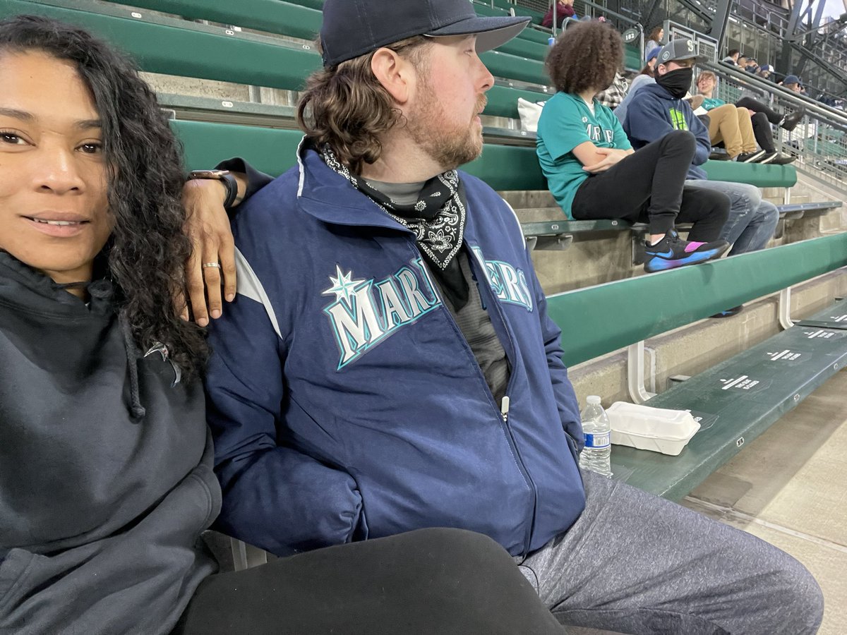 SeaJenny's tweet photo. #WHEREiROOT What a perfect WA day for some Mariners baseball! @Mariners  @DaveAlston7 https://t.co/jrF700zCij