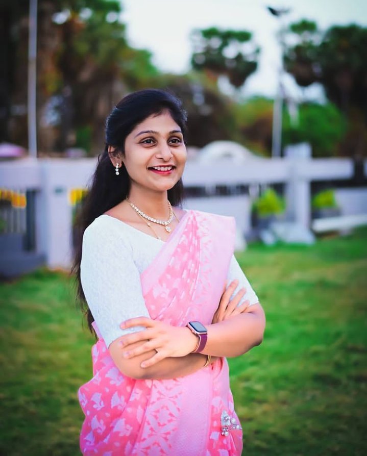 KSravaniYSRCP's tweet photo. Start the day right with a smile 🙂
#morningvibes https://t.co/SUzhcMxIJP