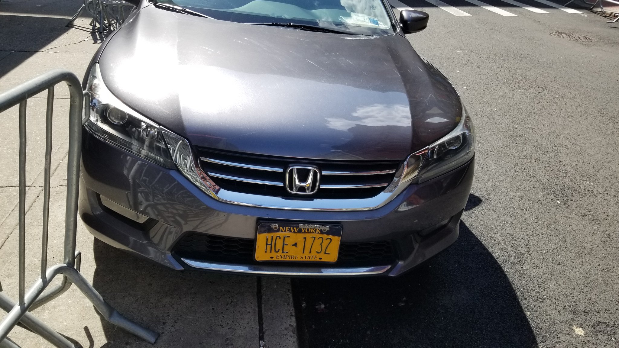 Photo of car in the street with license plate HCE 1732 in New York