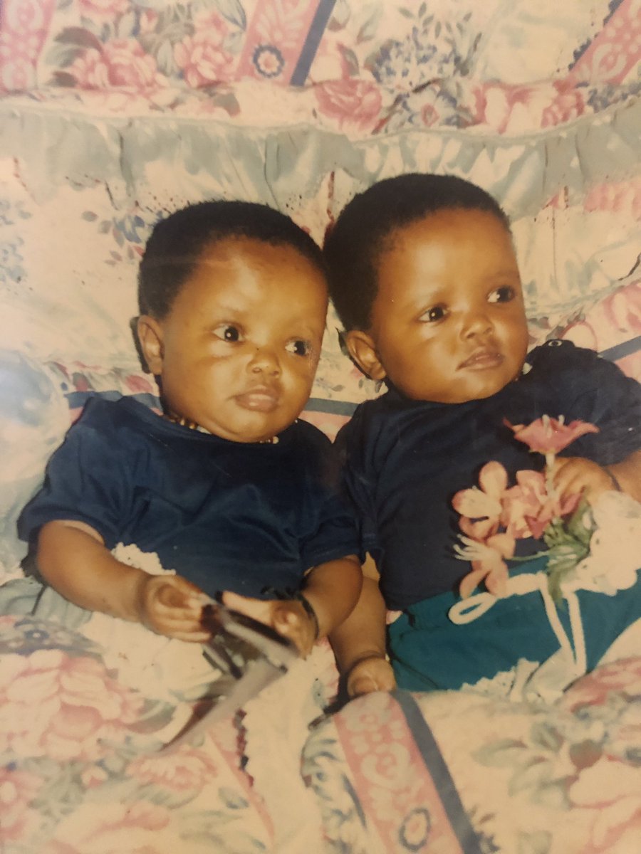 TheCPTtwins's tweet photo. Happy birthday to us πππ.
I can give you 27 reasons why heβs COOL and how heβs AWESOME but you already know π₯π₯.
Thank you God for all the blessings .
#CptTwins #CapeTownTwins #Twins
#sharesouthafrica #CptTwinsHike #LovecapeTown #CapeTown https://t.co/tkisjjwvLw