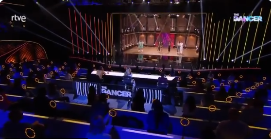 Dos30TV's tweet photo. La decisión final en #TheDancer7 firma un 7.4% de cuota, 977.000 espectadores y es vista en algún momento por 2.741.000 personas

Su mejor cuota es de 4 a 12 años con un 11.2% 

Mejora un 27% las herencias recibidas

#QueVivaLaTele https://t.co/yZ4io14Fg4