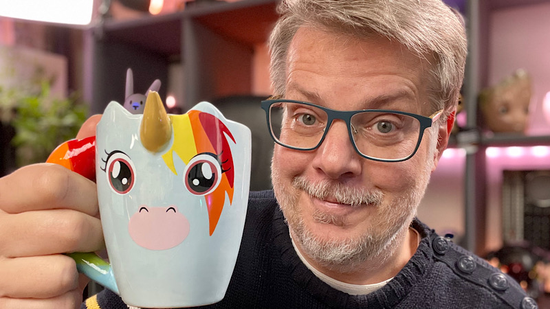 NowtechTeam's tweet image. 🔴 LIVE à 8h - Apple monte le son !  #Airpods3 #GoogleFuchsia #Twitch etc. ◼ LE MUG NOWTECH 👉 twitch.tv/nowtechQG