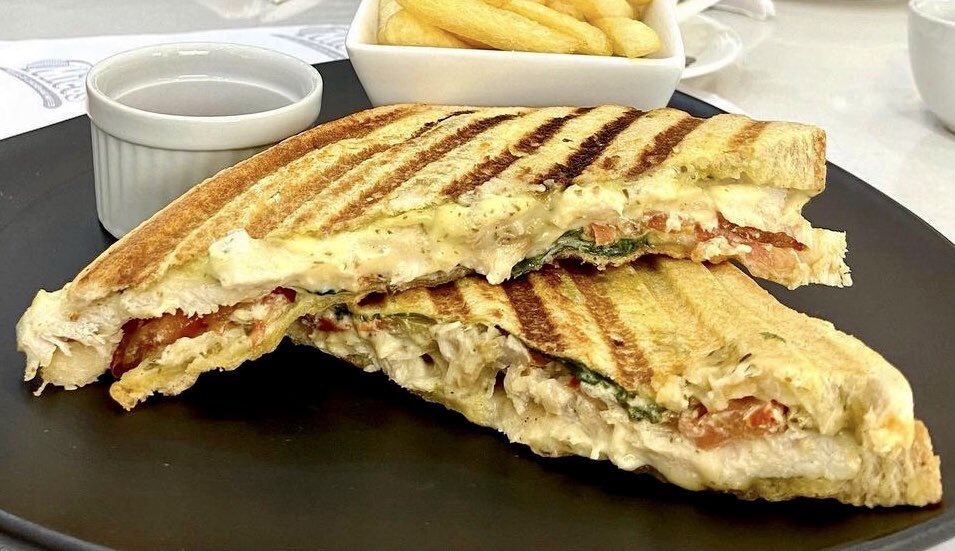 Micos_place's tweet photo. On Tuesdays, we eat two sandwiches.☺️

What beverage will you have this delicious sandwich with this rainy morning? Tell us in the comment section.

Eat in, take out or delivery?
Contact us:
Whatsapp: 08188780720
Call: 09092159056
https://t.co/WES6Ov8rzZ

#tuesdayvibe #cafe #Food https://t.co/P78jn2nFst