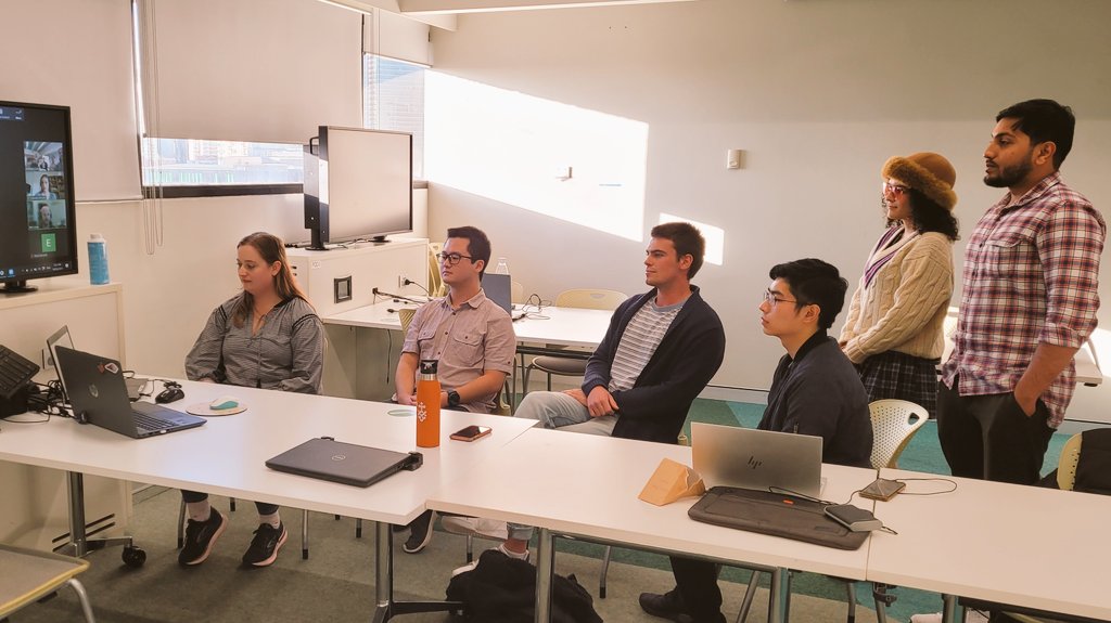 Dr_Andrew_Care's tweet photo. Tackling some great questions/suggestions from the @SynBioChallenge reviewers 😎🤯

#SquadGoals https://t.co/Y22MSmjbj8
