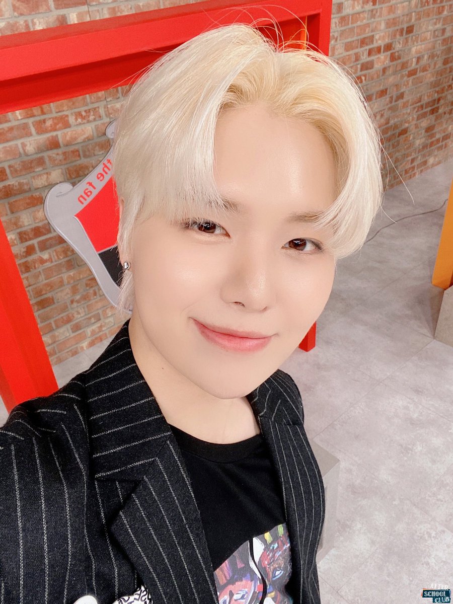 arirang_ASC's tweet photo. [MC]
⠀
오늘의 ASC도 무사히 완료 ❤️‍🔥
고생 많았어요 울 MC들 ›.‹ https://t.co/J0OrlxnisE