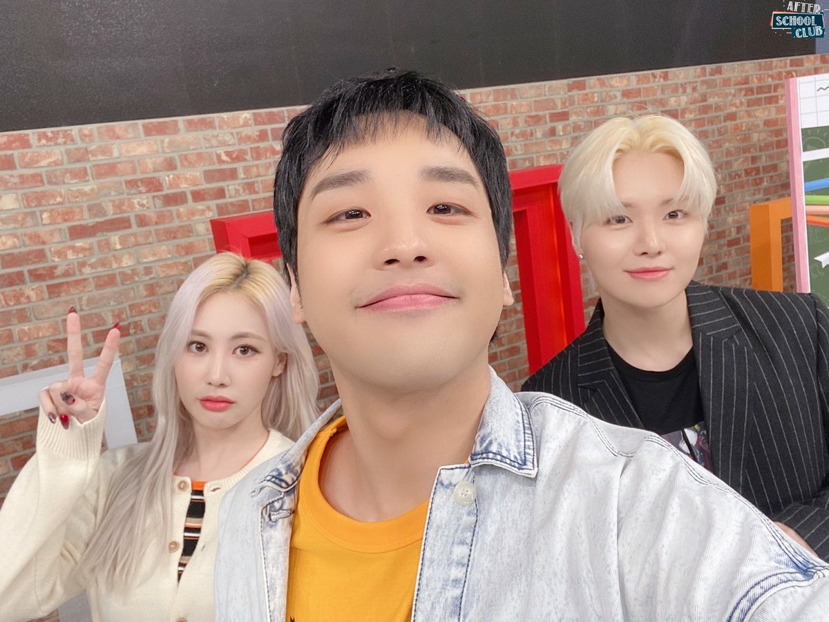 arirang_ASC's tweet photo. [MC]
⠀
오늘의 ASC도 무사히 완료 ❤️‍🔥
고생 많았어요 울 MC들 ›.‹ https://t.co/J0OrlxnisE