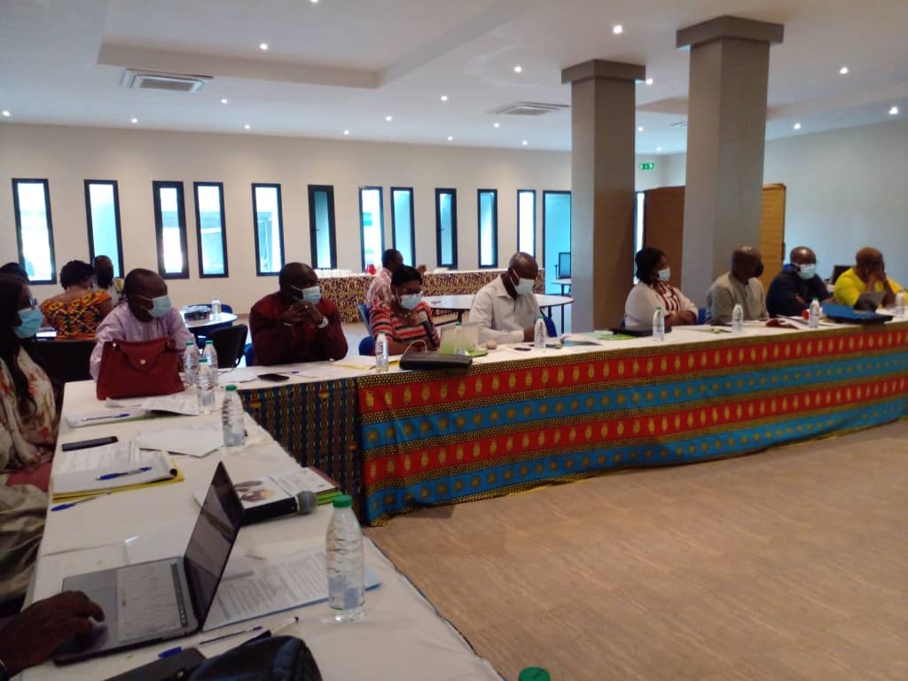 Minddevel's tweet image. Les cadres dirigeants du Minddevel prennent part à un atelier sur l&apos;opérationalisation des indicateurs du nouveau cadre stratégique de performance. Le but est de consolider l&apos;appropriation du nouveau cadre stratégique de performance du Minddevel.