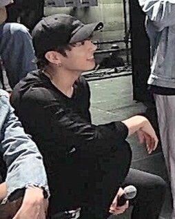 sebaxssf's tweet photo. I'm so handsome.🕷️
#imgxobts #imgxkpop #sebas https://t.co/3fIHMctAs7