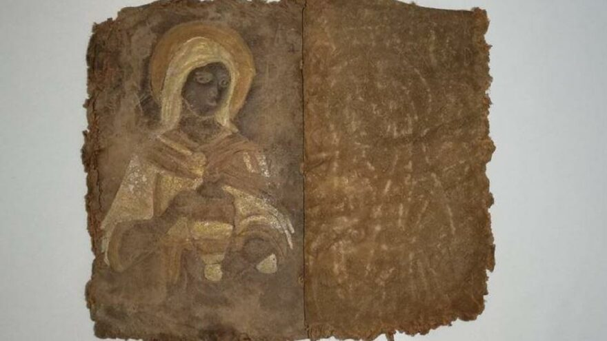 Ancient_MidEast's tweet photo. Ancient Bible in Aramic language from early Christian period seized in Kırıkkale, Turkey

#bible #Christian #archeology https://t.co/AosNj9LPbU