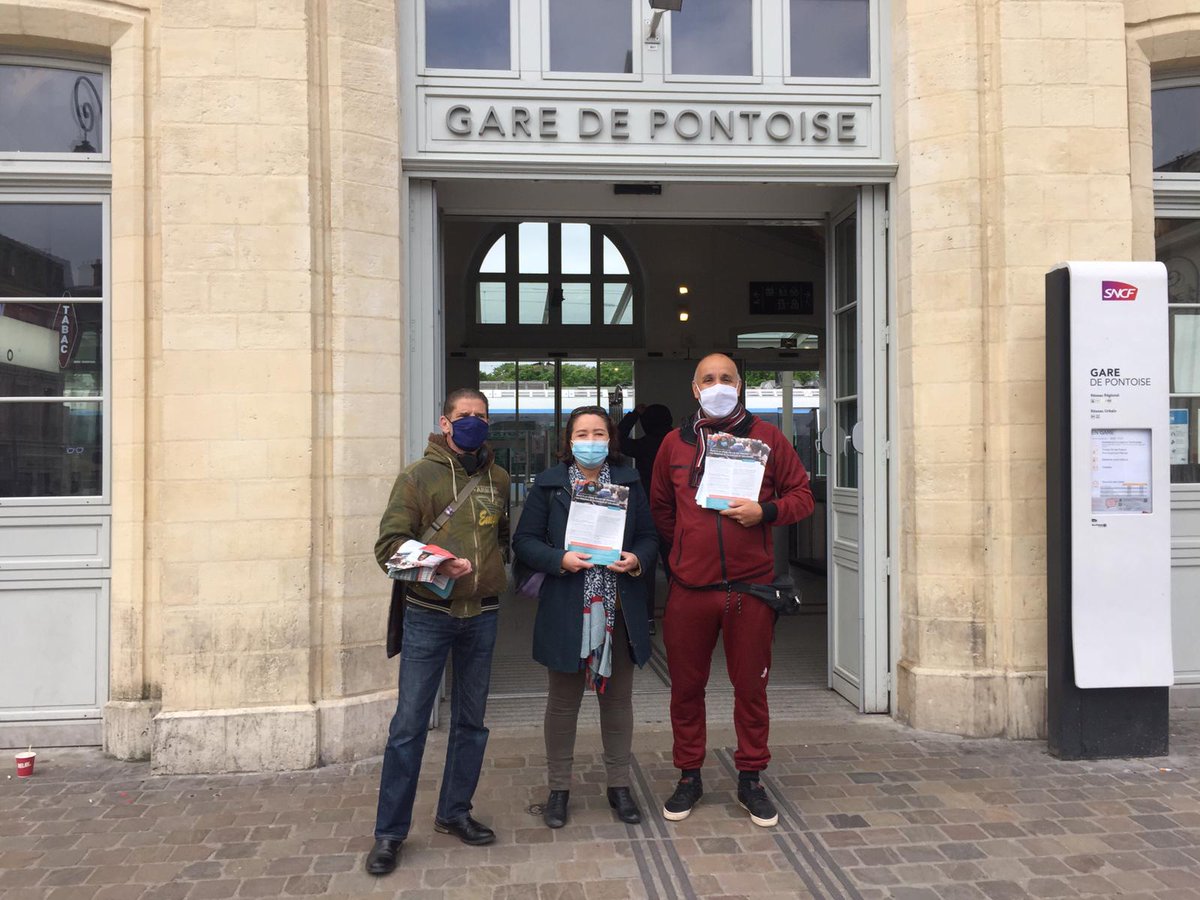 [🗳RÉGIONALES🗳] Les militants de @PS_Pontoise étaient présents en gare de #Pontoise pour échanger avec vous de nos #projets @idf_encommun et @95encommun avec @AudreyPulvar et @RachidTemal.

Le 20 et 27 juin 👉 #TousSurlePont pour plus de justice sociale en #RegionIDF !