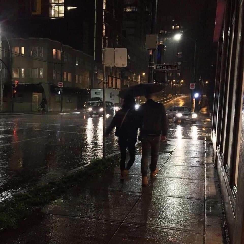 jannafitsdiary's tweet photo. Walking is the best way to communicate. https://t.co/P5x2k0A84L