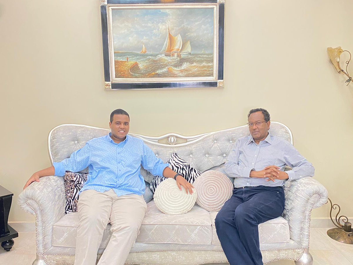 AAHGobdoon's tweet photo. Had the pleasure of being invited by fmr PM Saacid &amp; his wife Drs. Asha Elmi in their home in Abu Dhabi for a special lunch. We discussed the political situation in #Somalia &amp; Horn of Africa. 
It was great to catch up with you your excellences. Thank you for the warm hospitality. https://t.co/VLees1QdNI