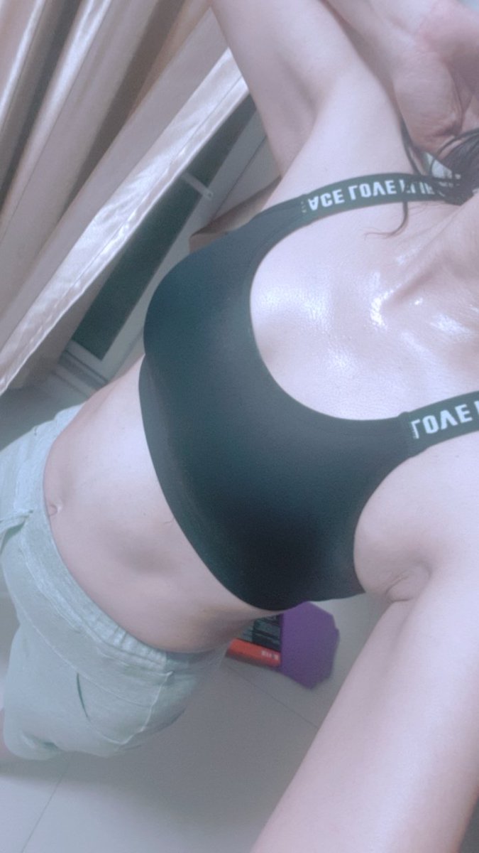 อย่ามาแกล้งจีบเพื่อหวังบริโภค เพราะสะโพก มีไว้โยกกับคนที่ใช่😍