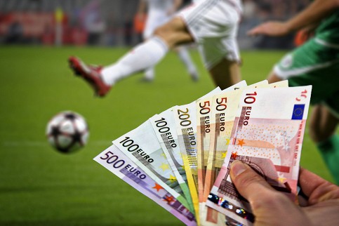 Loket TASO en TVS voor Q1 geopend vanaf 17-05 t/m 11-07! TASO: compensatie sportverenigingen voor geleden schade door coronamaatregelen. TVS: compensatie verhuurders die de huur voor amateursportorganisaties hebben kwijtgescholden. Meer via bit.ly/3ykwXg8 #blijfbewegen