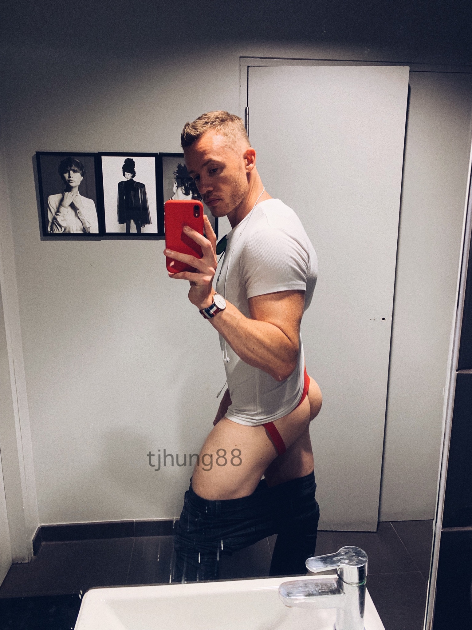 My favourite colour is red, can you tell? ??? https://t.co/kG6GxV6zJP