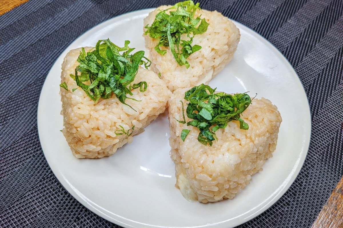 チーズと醤油ダレがたまらない 絶品おにぎりレシピ 話題の画像プラス チーズと醤油ダレがたまらない 絶品おにぎりレシピ 話題の画像プラス