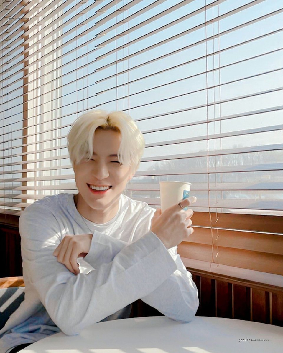 icedmlk's tweet image. - Back Street

; Jeno lokal au