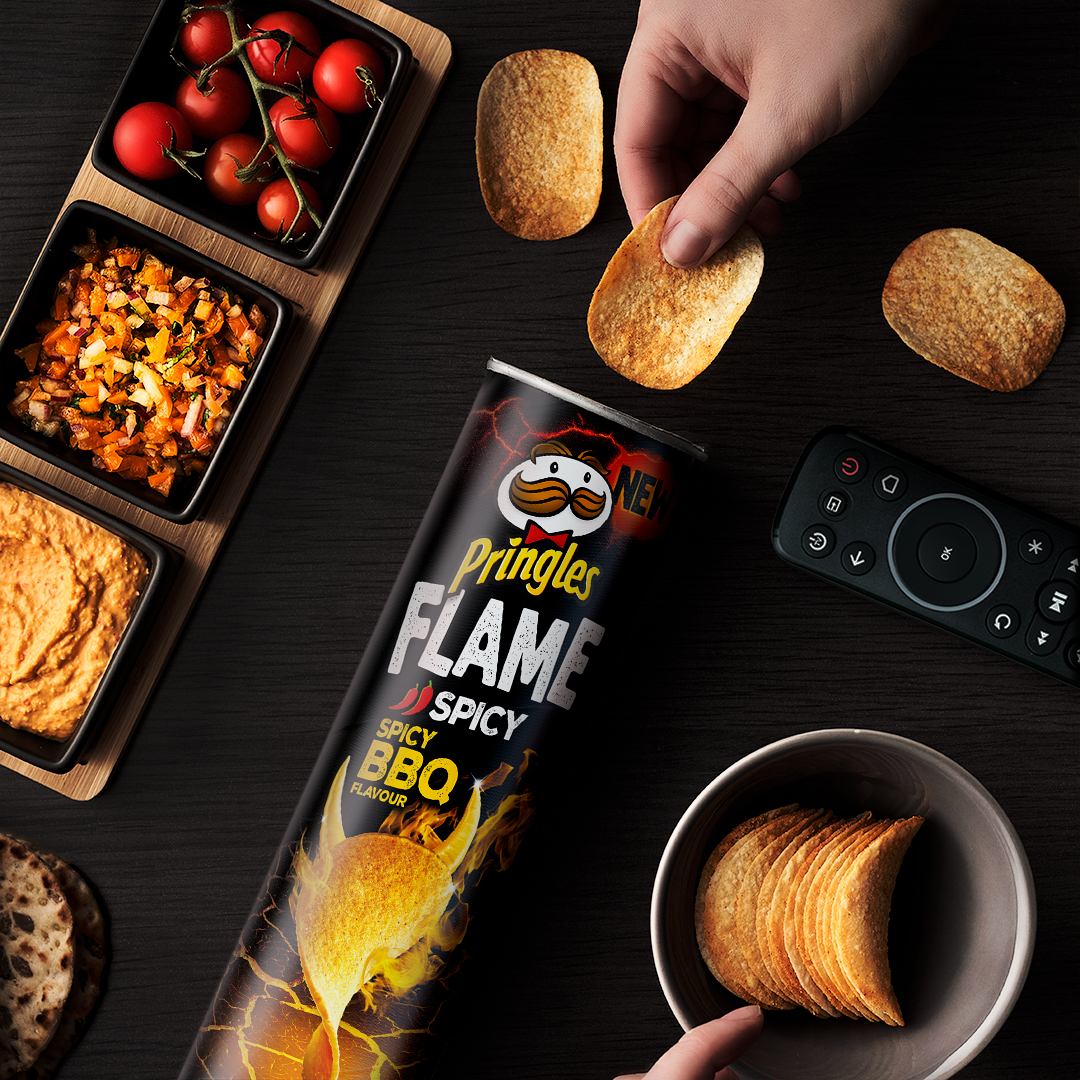 Il piccante non è un gusto, è uno stile di vita! 🌶️ E tu sei pronto a sfidare le nuove Pringles SPICY BBQ?! 🔥