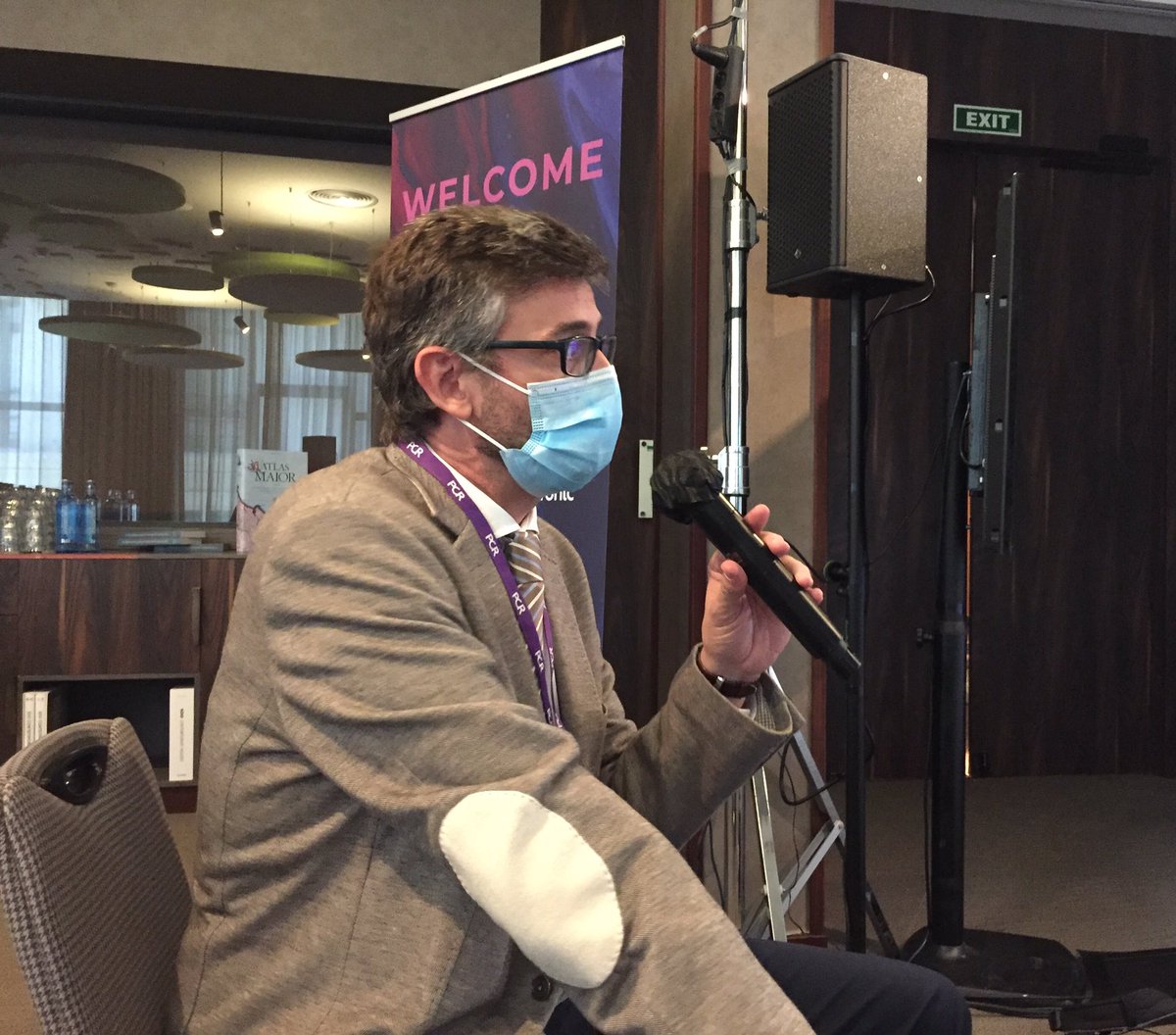 PCR_MadridHub's tweet photo. Part 1 of ‘we will rock you’ with a great case of a severely calcified LMS bifurcation treated with rotational atherectomy and DK crush. Generated lots of discussion at #MadridHub #EuroPCR #EuroPCR2021 @PCRonline @NievesGonzalo1 @AJuradoRoman @beavaquerizo @jmmoreiras @belcid7 https://t.co/VW3eVK4HOw