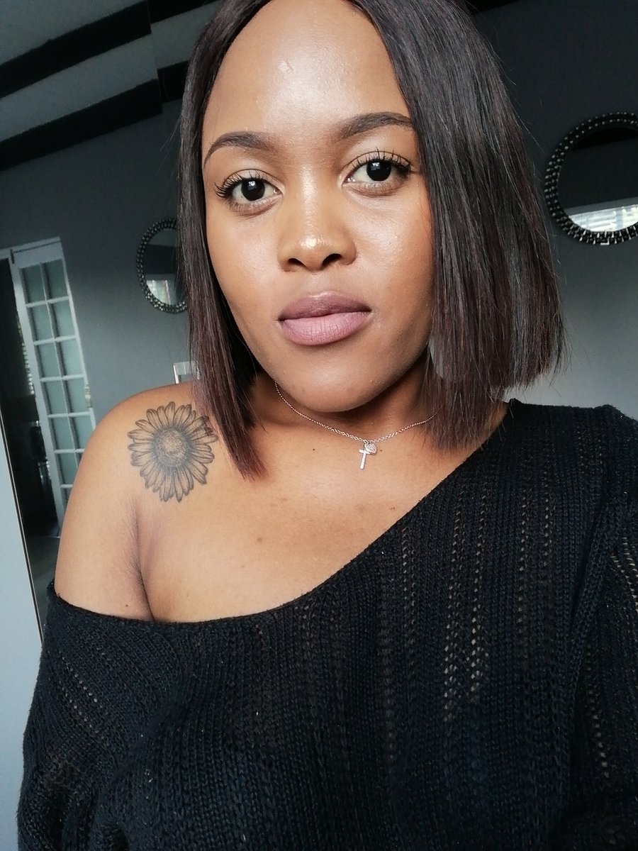 KasiEconomy's tweet photo. This is Refentse Sekgaolela from Pretoria. She makes money by cleaning and disinfecting wheelie dustbins around her neighbourhood. https://t.co/f7ntNysune