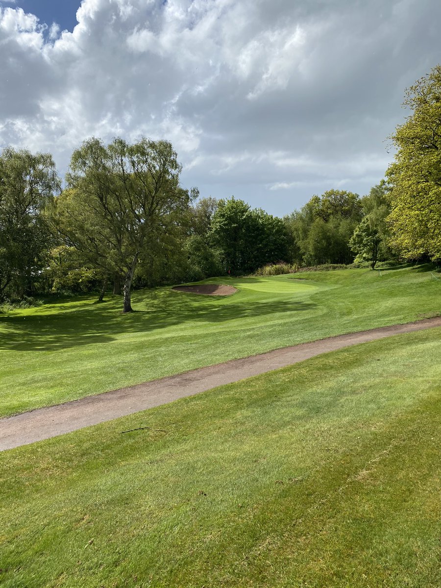Maynarddjl's tweet photo. Gr8 days golf The Staffordshire GC or Swindon as we know it. Course excellent but not the weather. And excellent food at Zoomaโs. Scrawp is still strong. Well played Mr Hubball #choopers https://t.co/rnSlF4zfcT