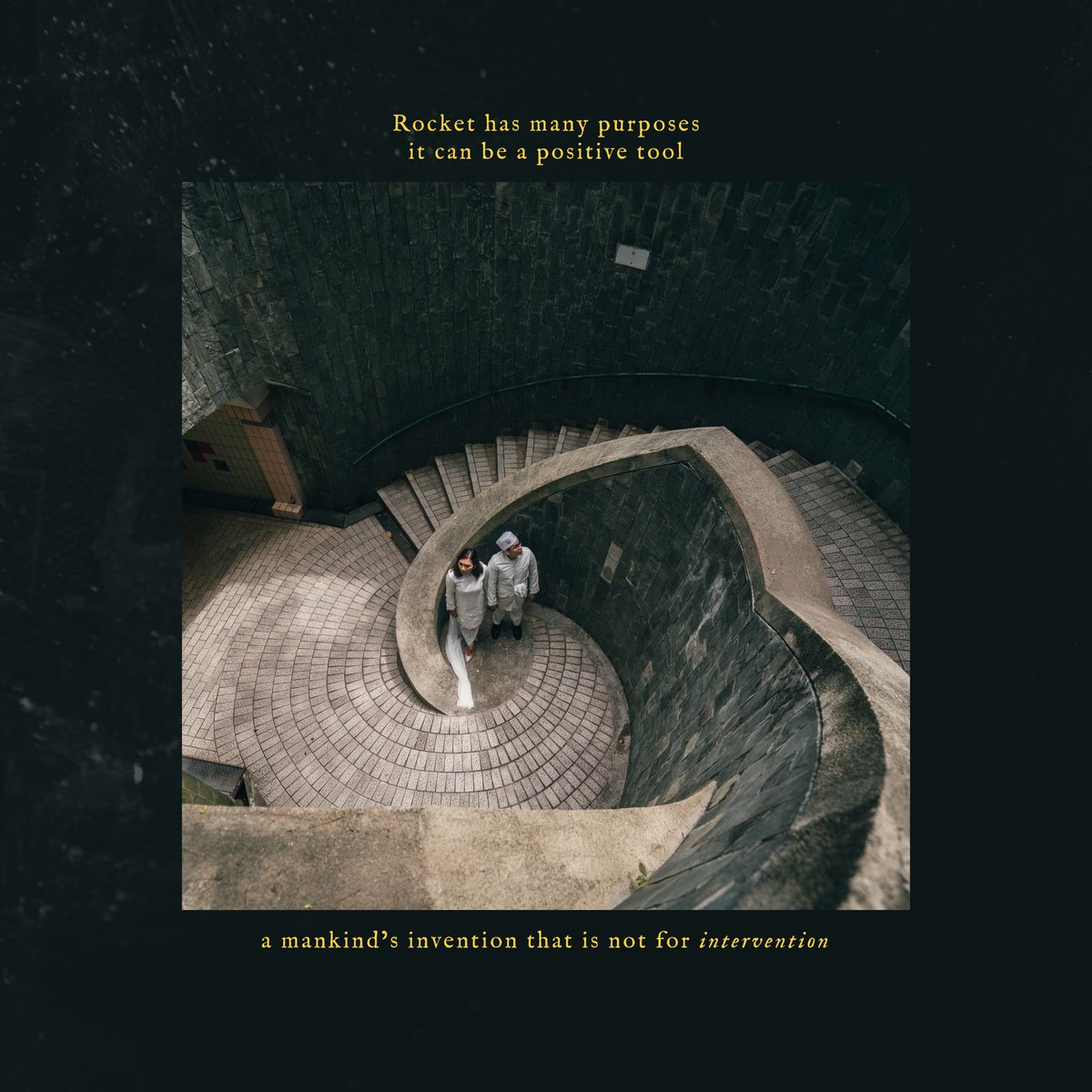 rocketvows's tweet image. 