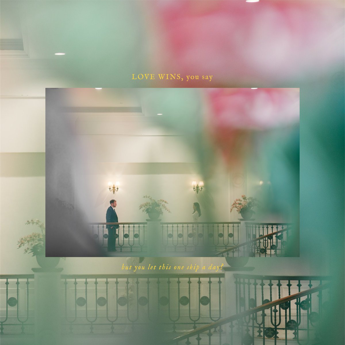 rocketvows's tweet image. 