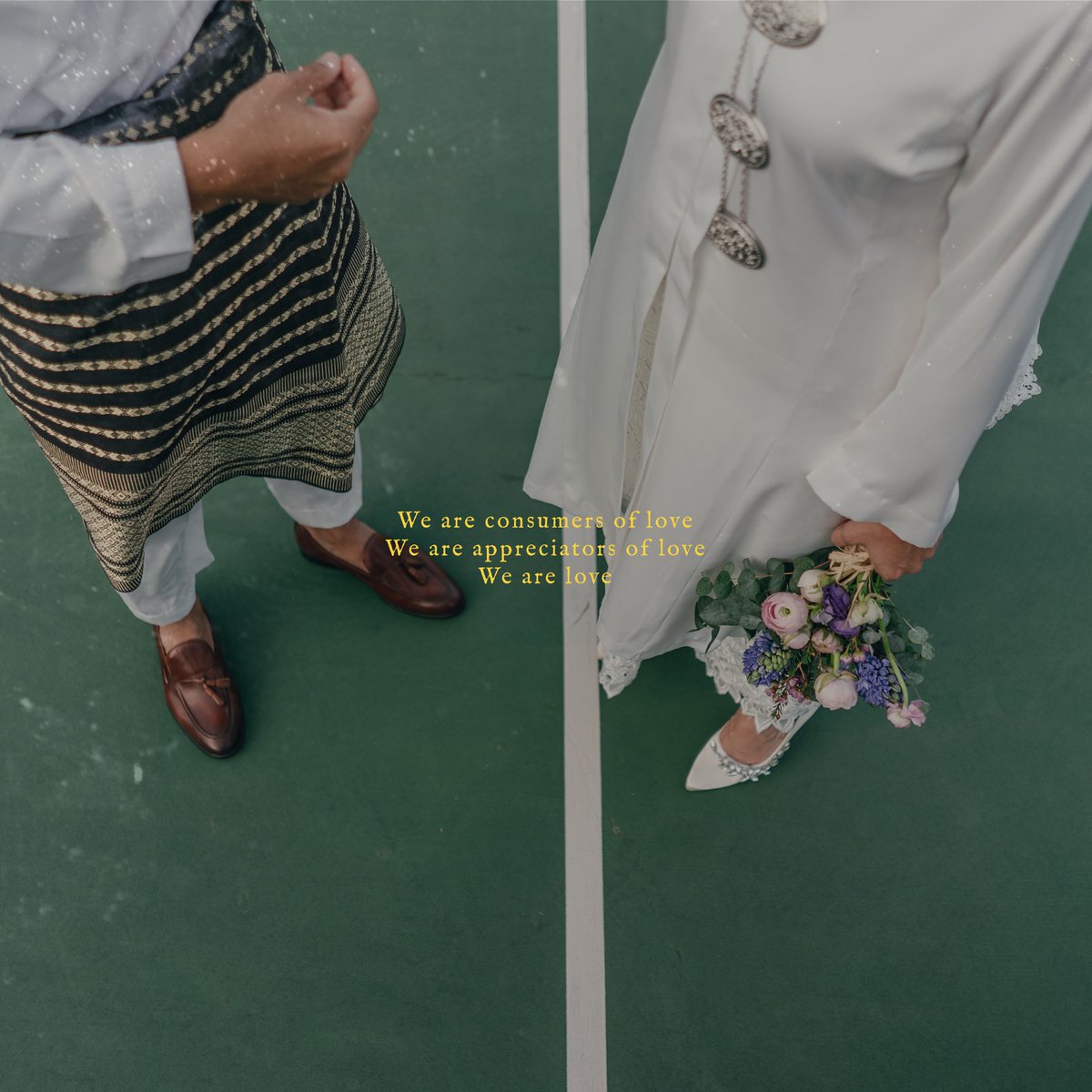 rocketvows's tweet image. 