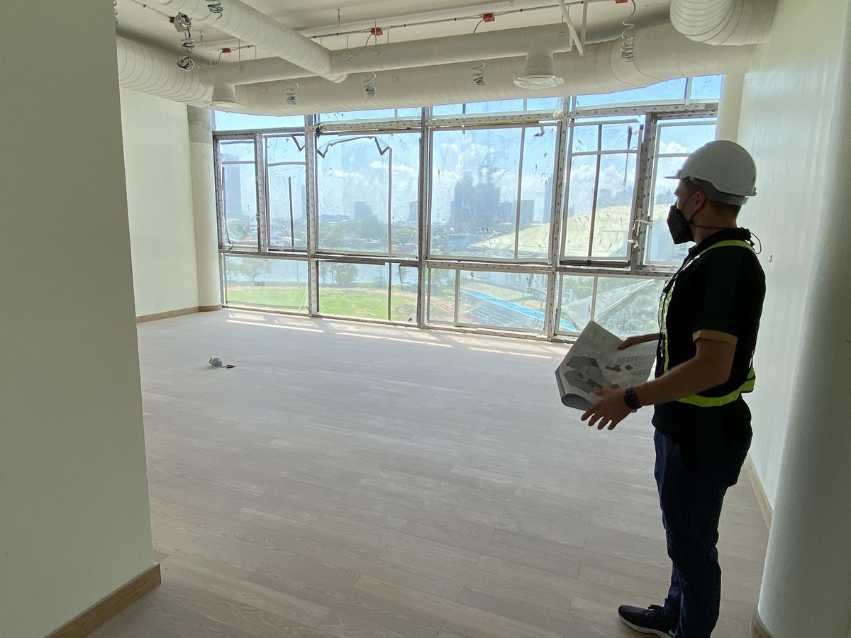 lessonflipper's tweet photo. The base for the @SIAInstitute a new boardroom and a great view https://t.co/BJyJu6EJV6
