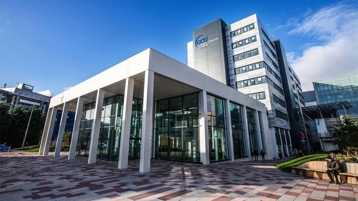 OMBEA's tweet photo. In our latest case study, we discuss how OMBEA helps the #GlasgowCaledonianUniversity measure and act on student feedback.

Read all about it right here 👇

https://t.co/EAeU2Uh5af

#wellbeing #studentfeedback #continousimprovement https://t.co/gKdnBUawW8